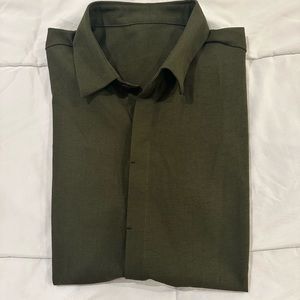 Short sleeve button down for men.